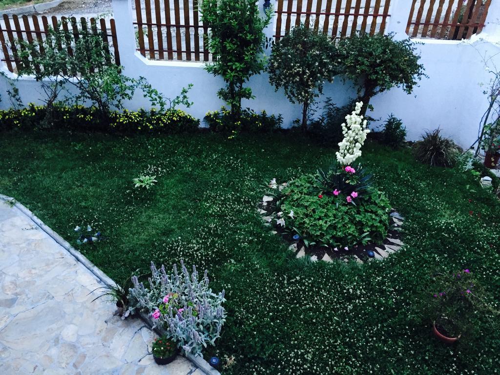 Petrovi Guest House Obzor Quarto foto